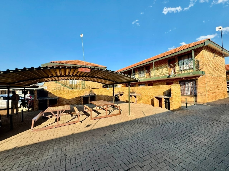 2 Bedroom Property for Sale in Die Bult North West